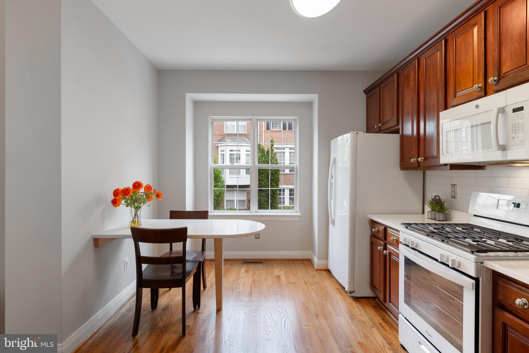 CAMERON STATION - Residential