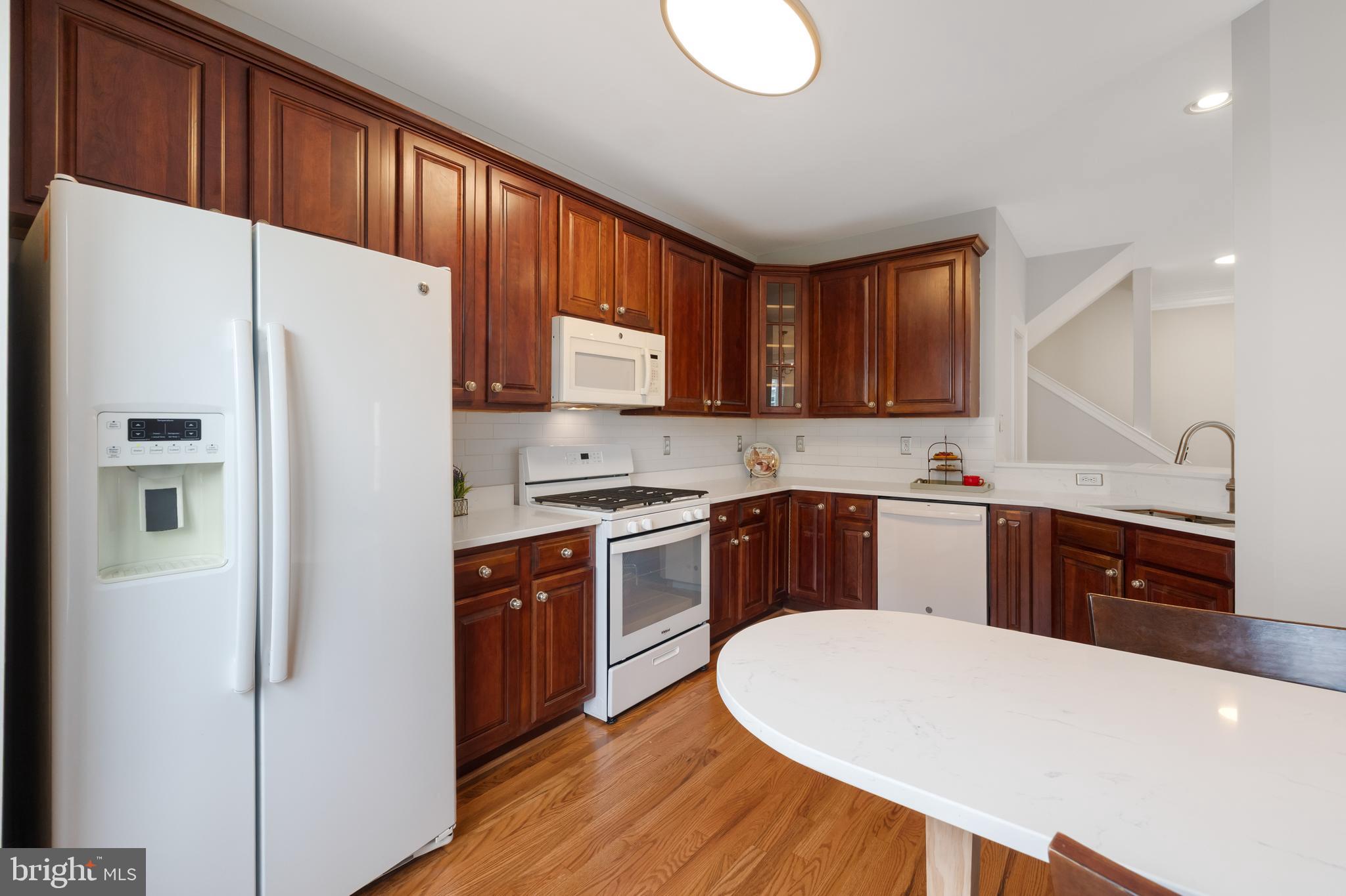 CAMERON STATION - Residential