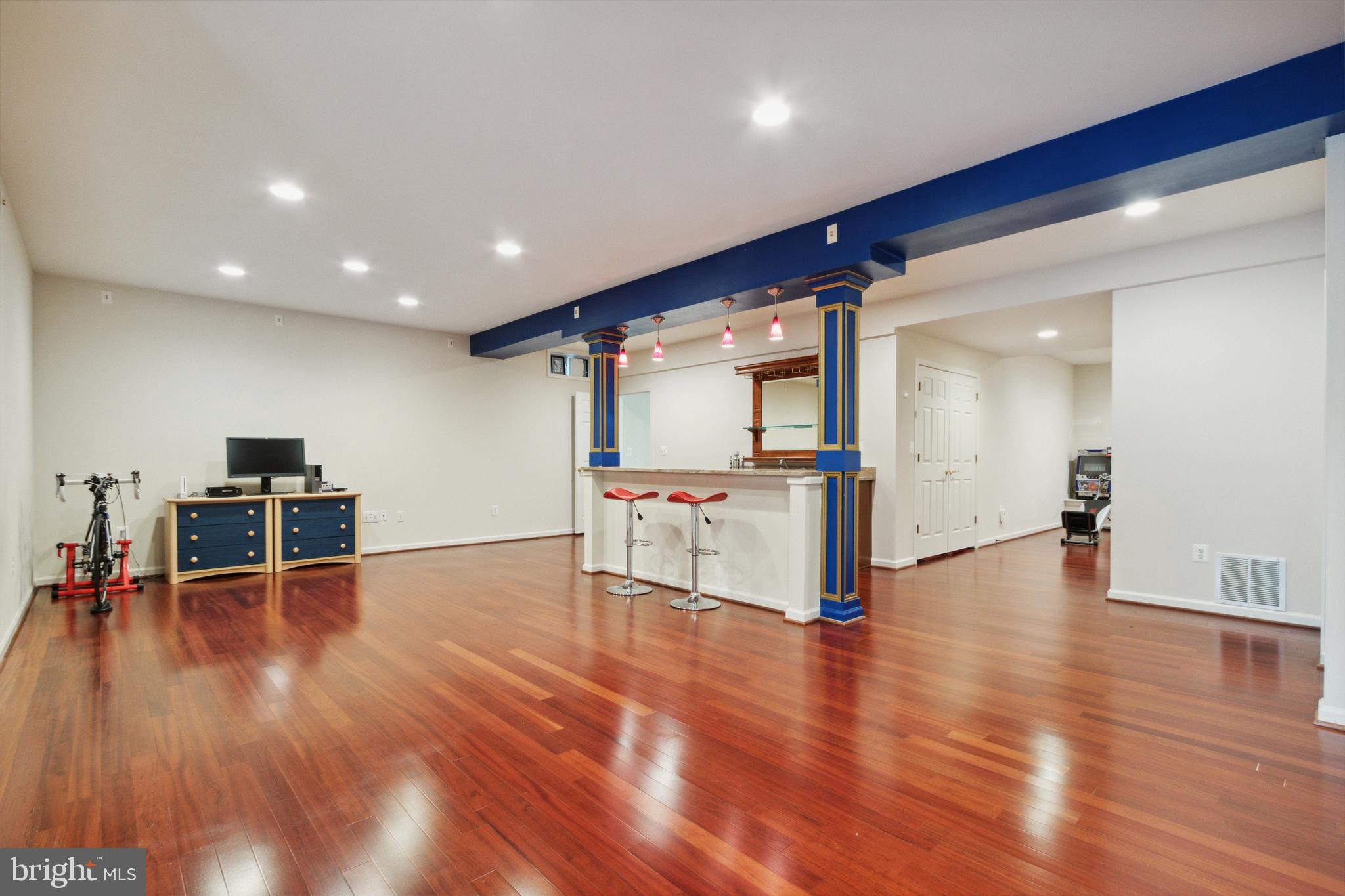 LAKE MANASSAS - Residential