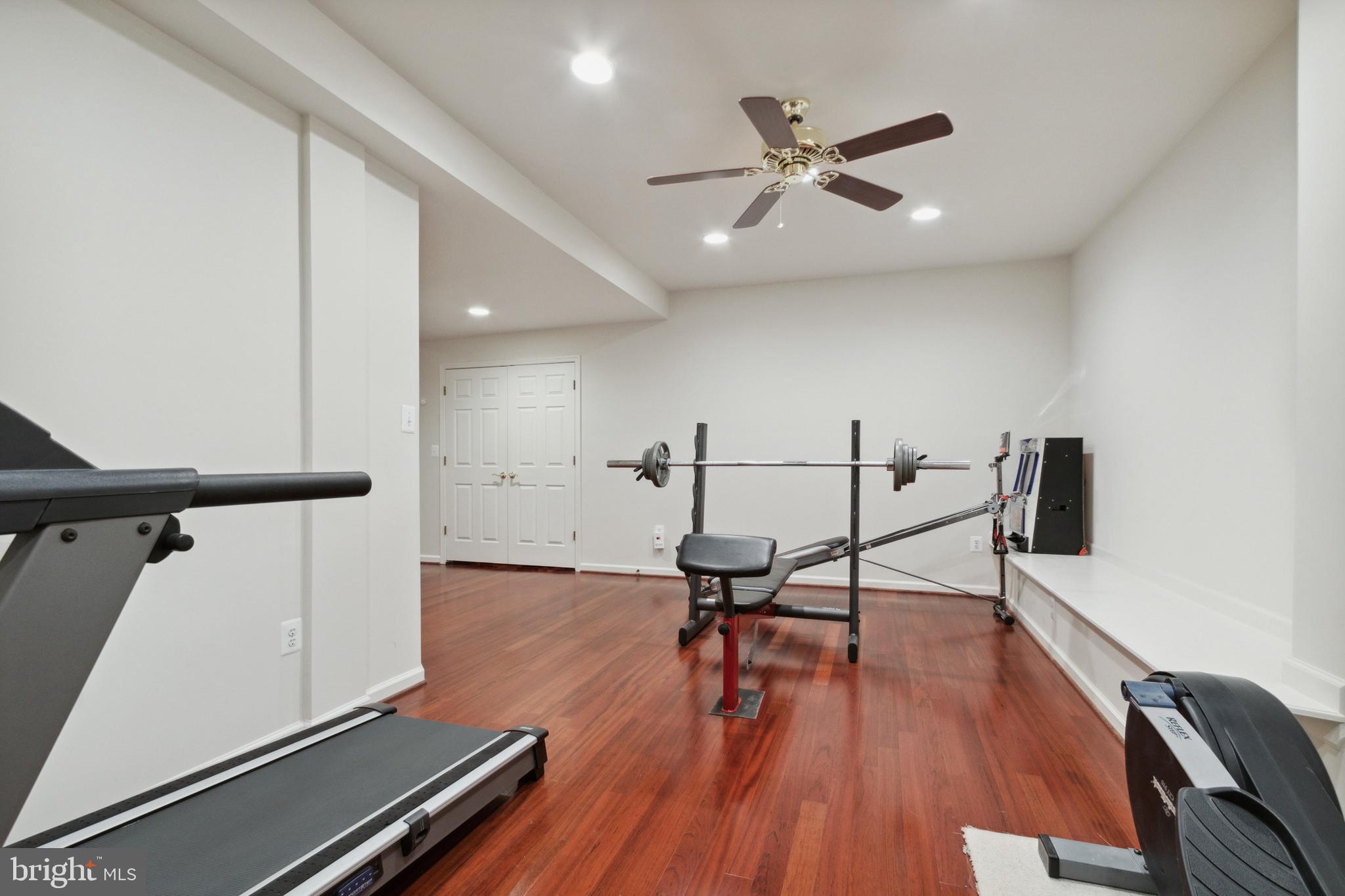 LAKE MANASSAS - Residential