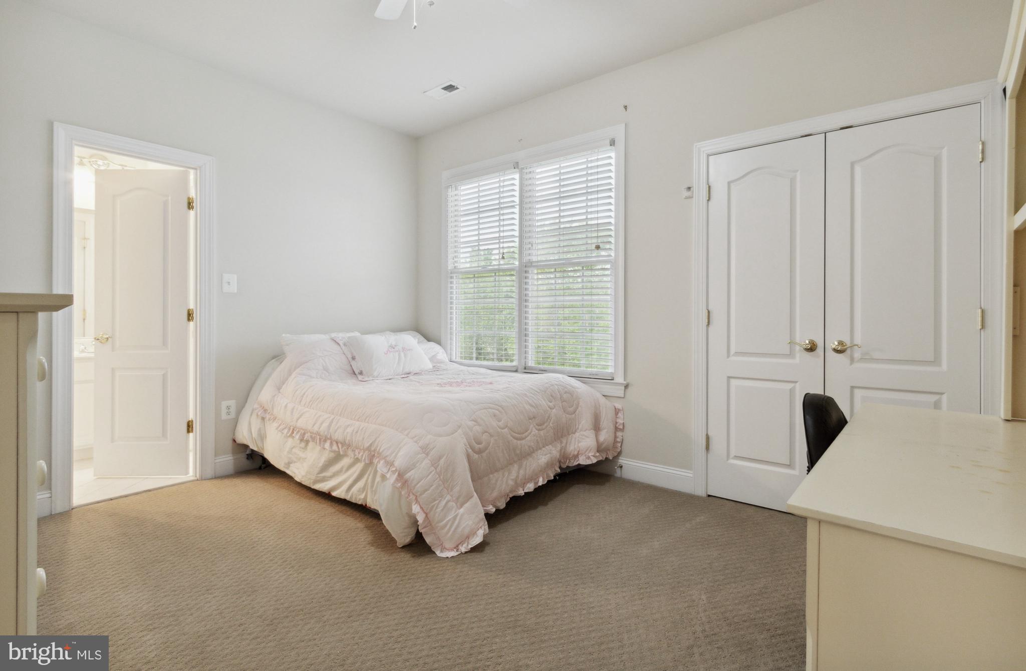 LAKE MANASSAS - Residential