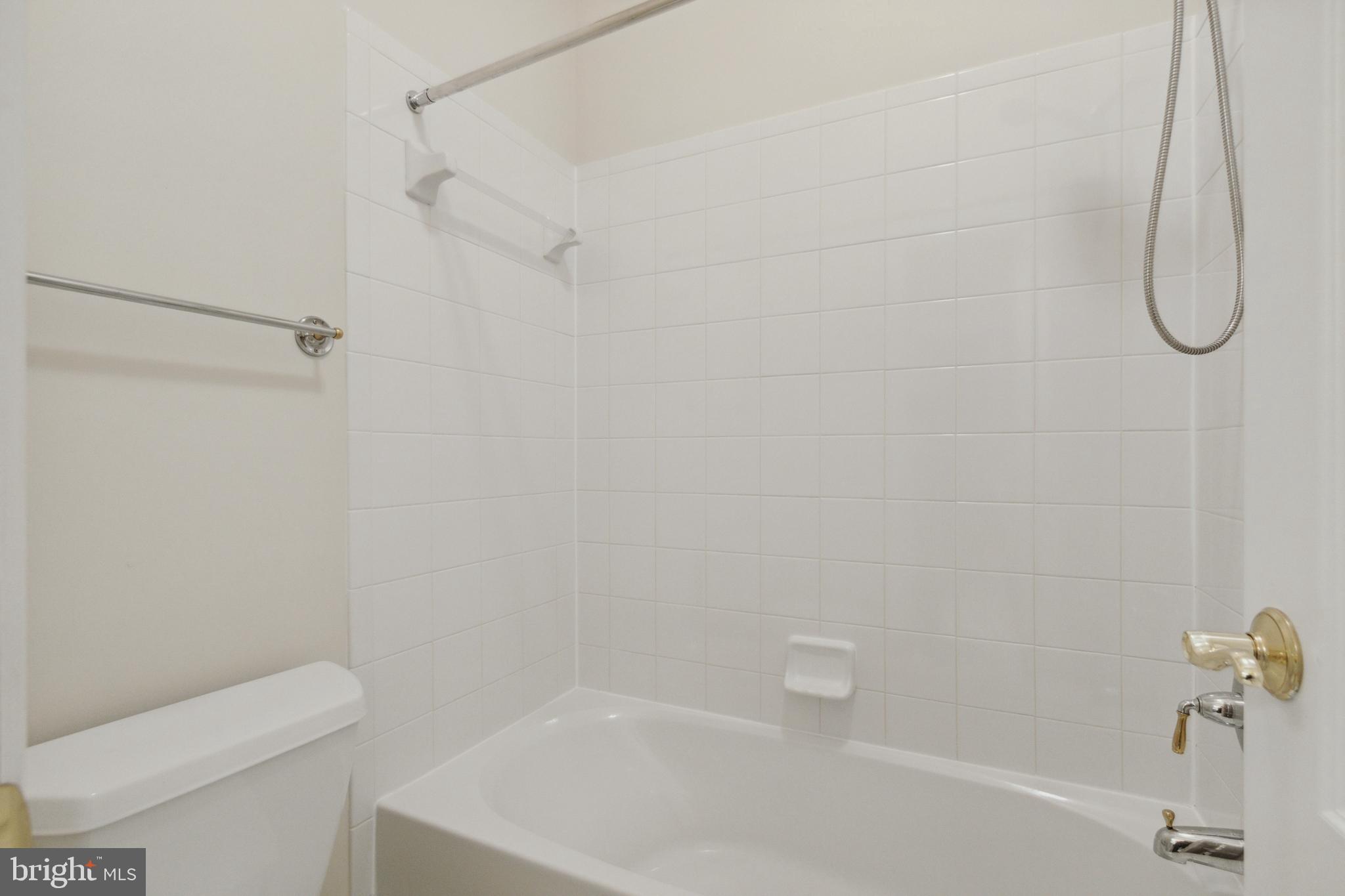 LAKE MANASSAS - Residential