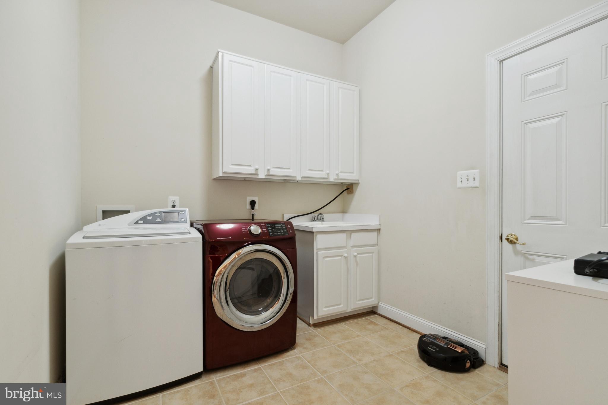 LAKE MANASSAS - Residential