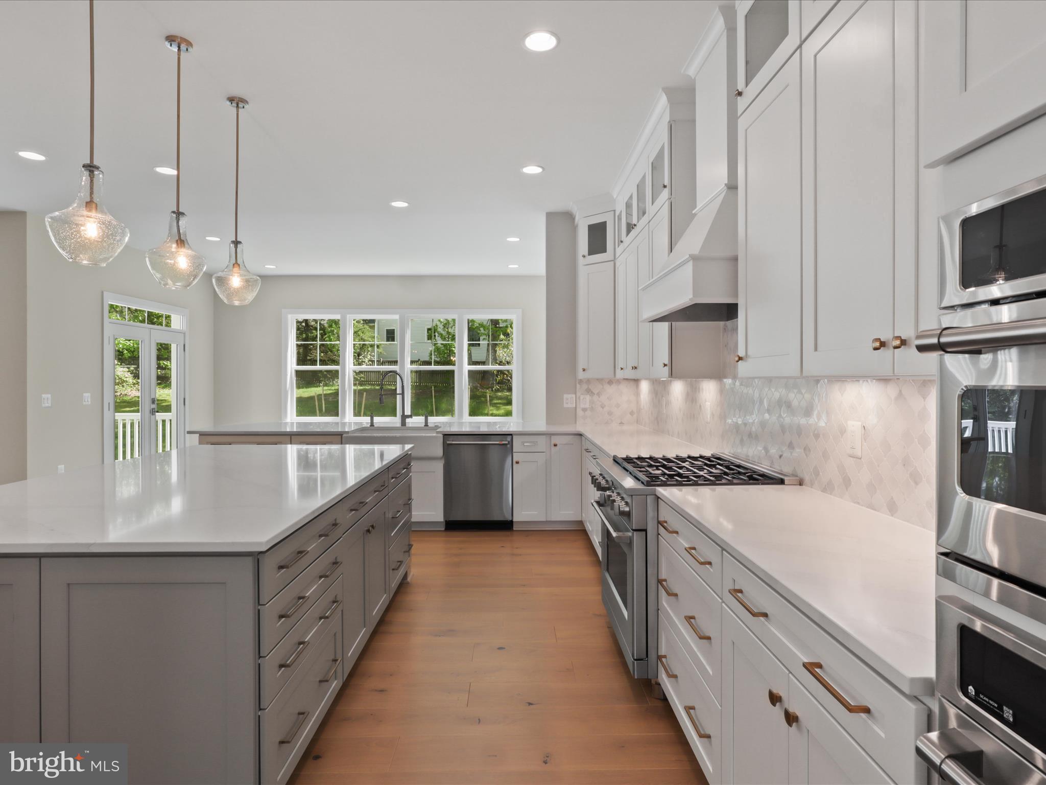 LEE MEADOWS - Residential Lease