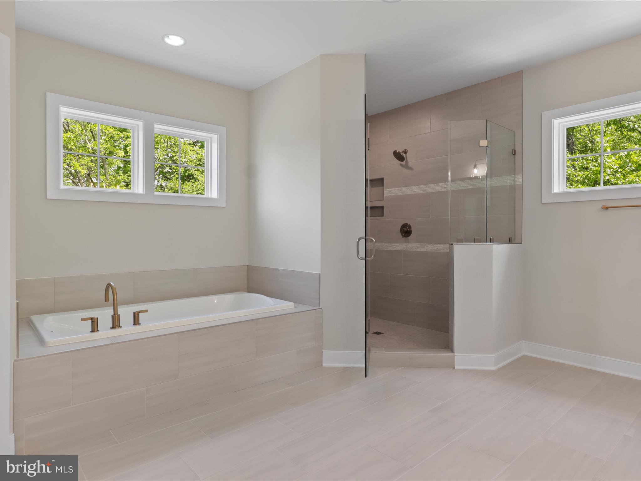 LEE MEADOWS - Residential Lease