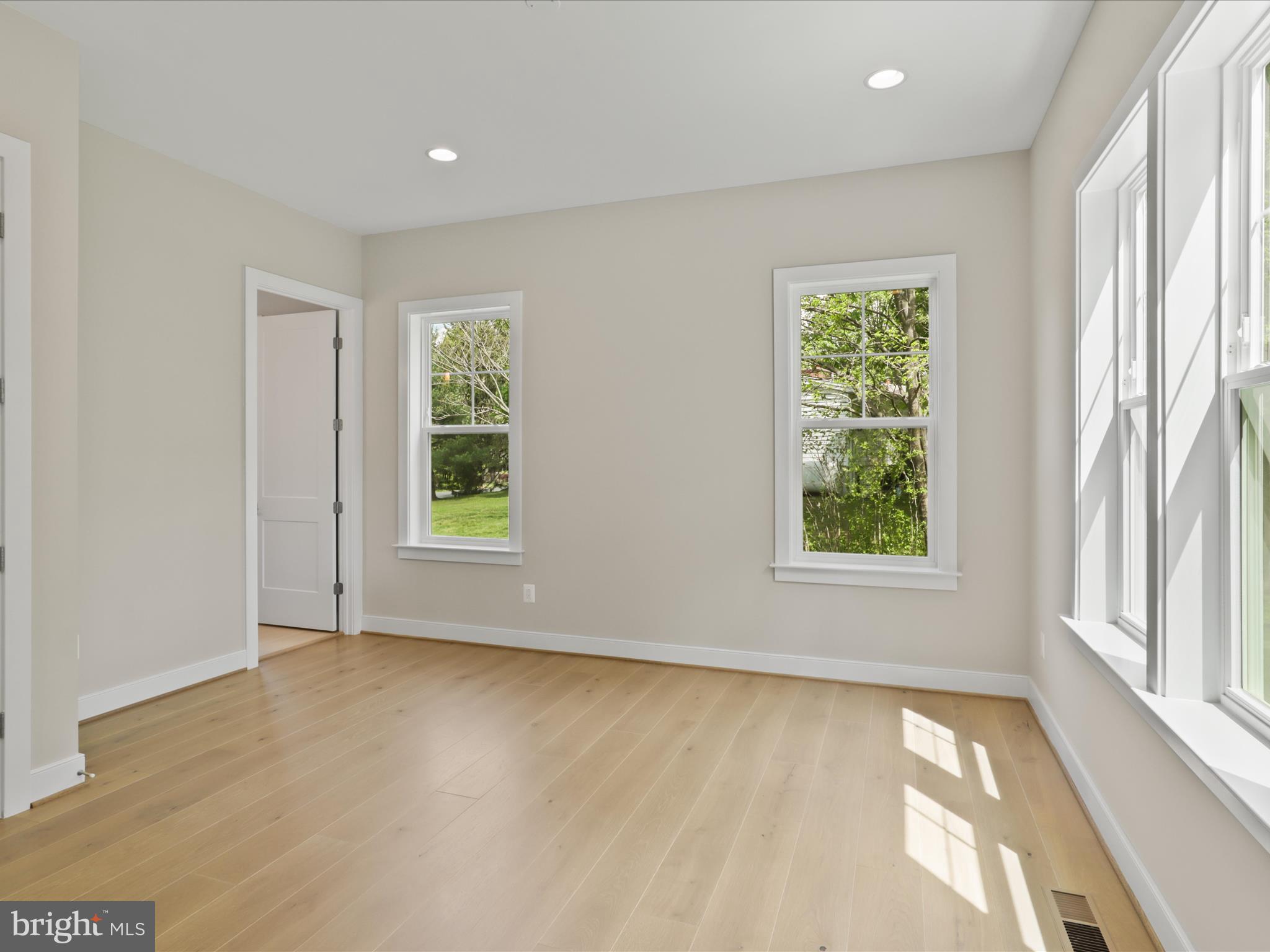 LEE MEADOWS - Residential Lease