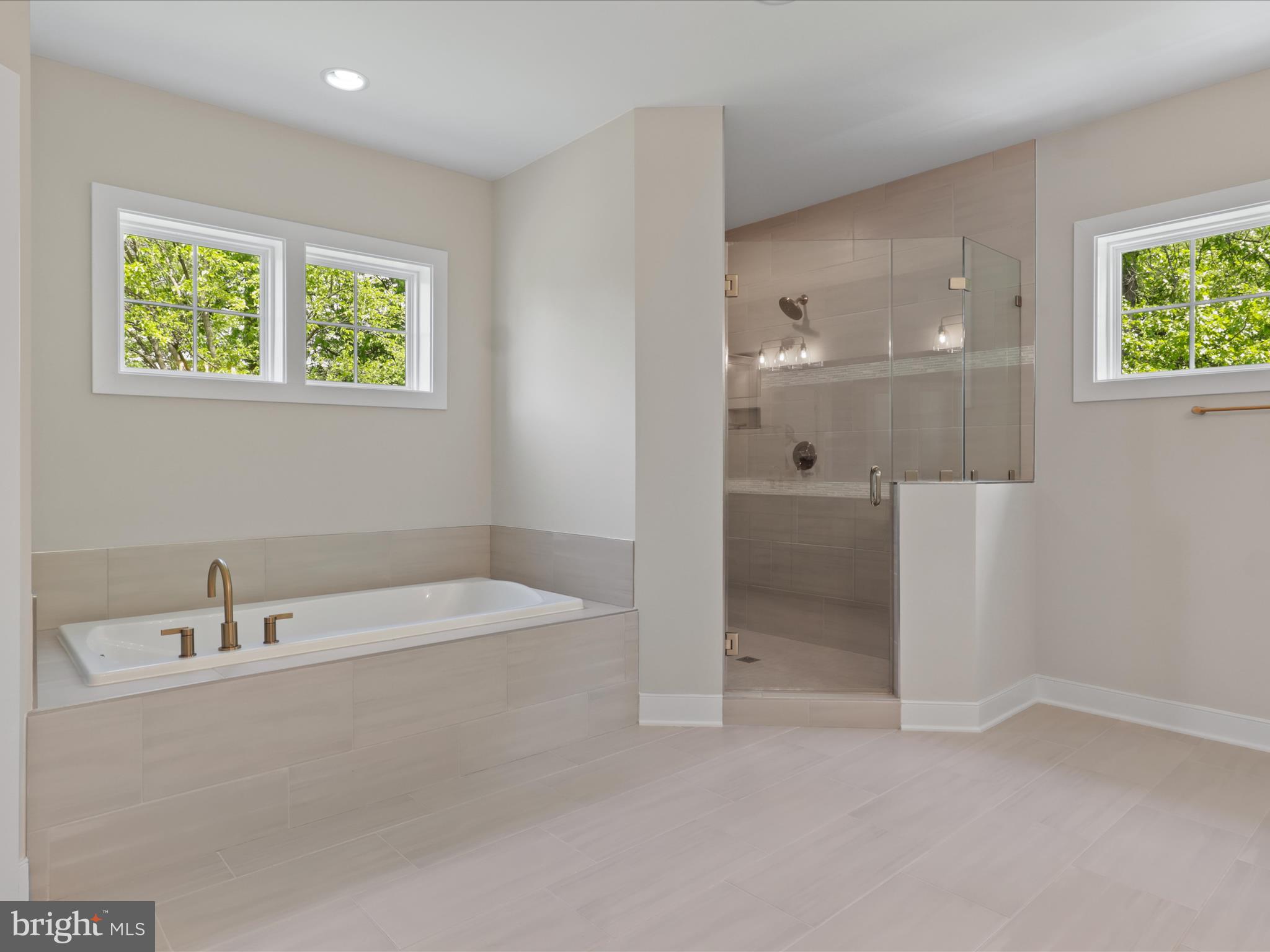 LEE MEADOWS - Residential Lease