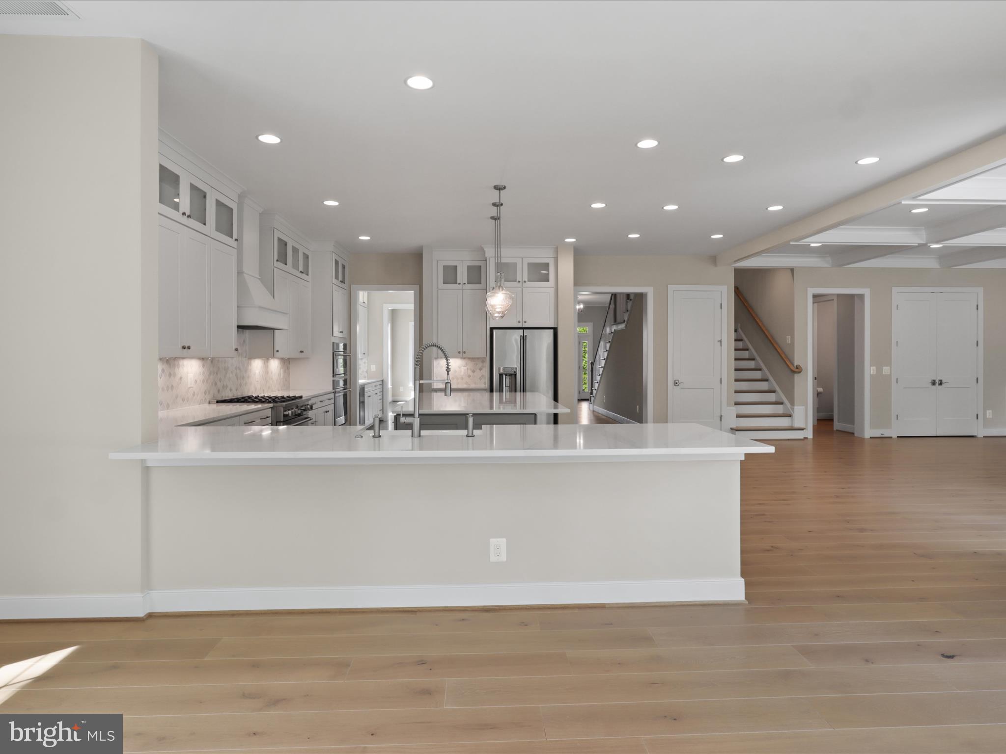 LEE MEADOWS - Residential Lease