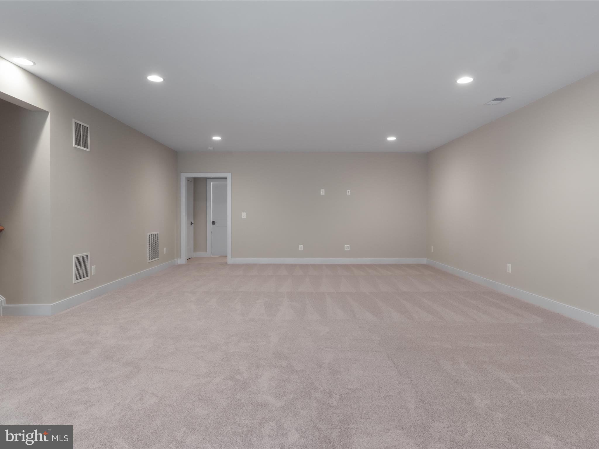 LEE MEADOWS - Residential Lease