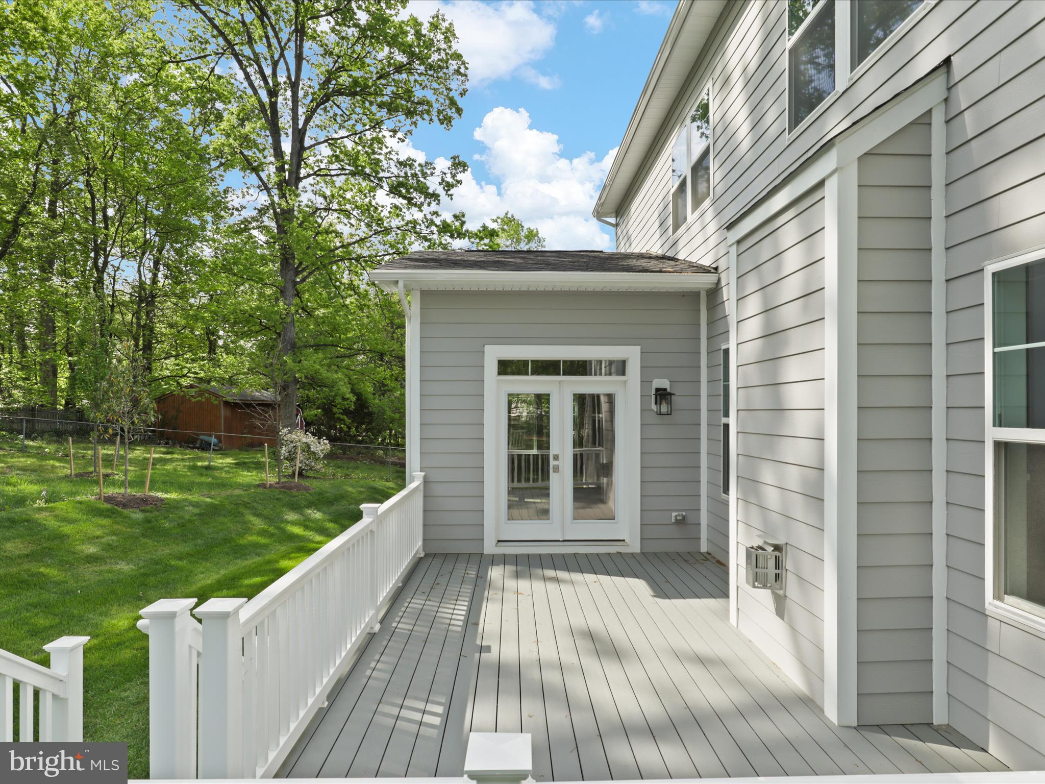 LEE MEADOWS - Residential Lease