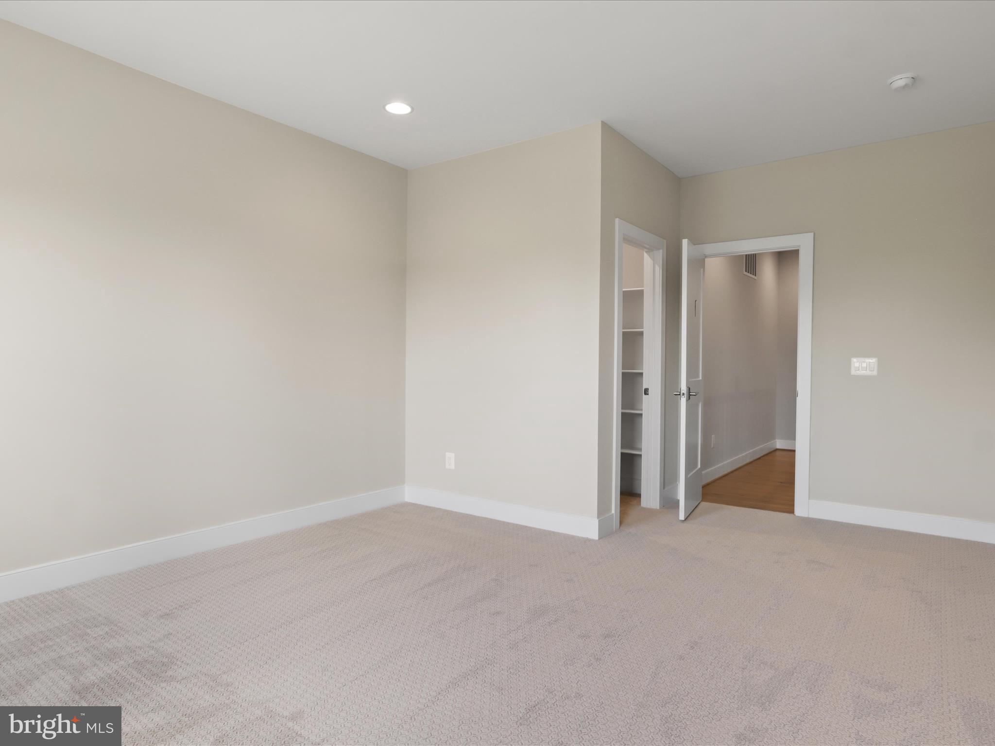 LEE MEADOWS - Residential Lease