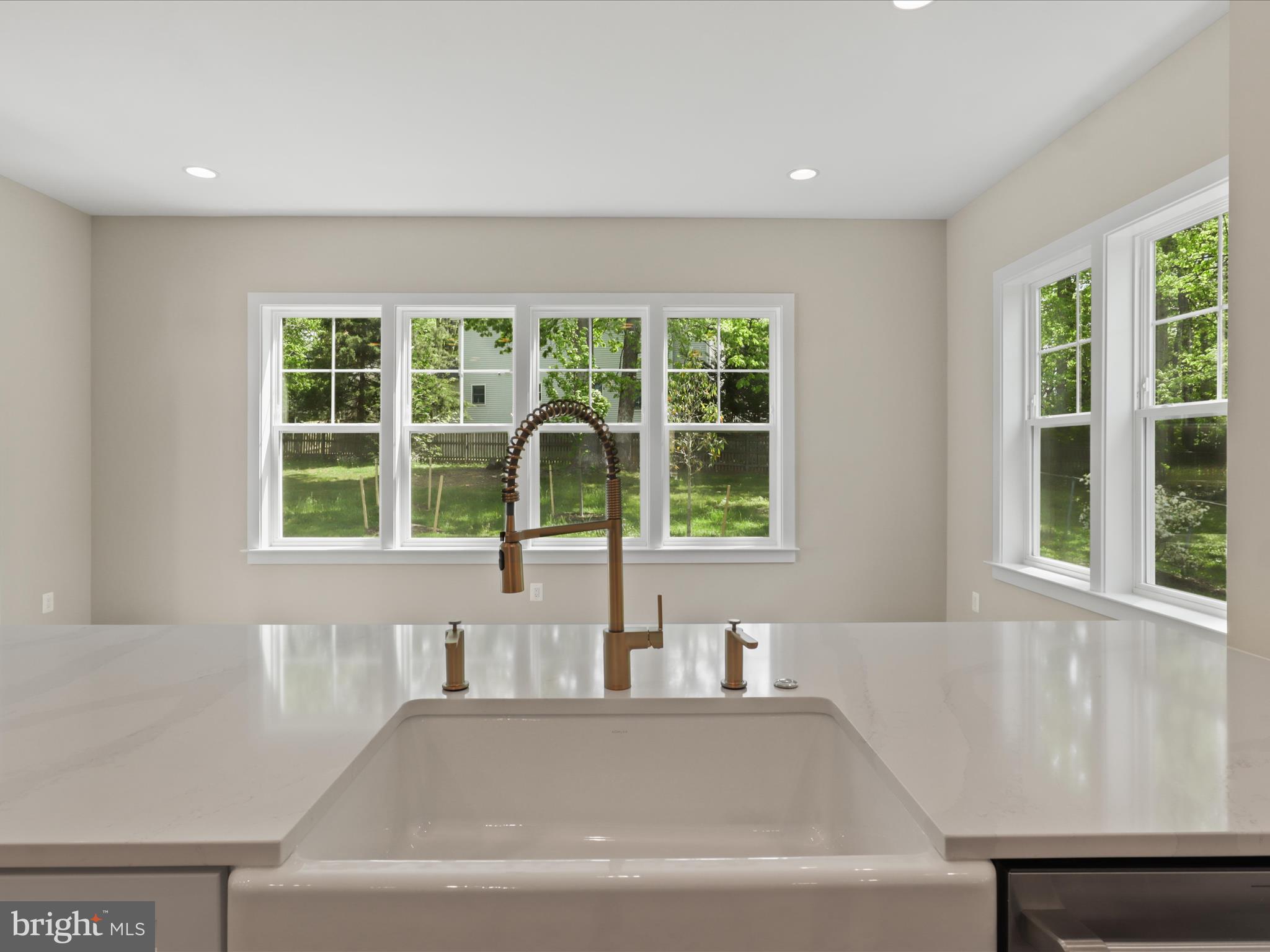 LEE MEADOWS - Residential Lease