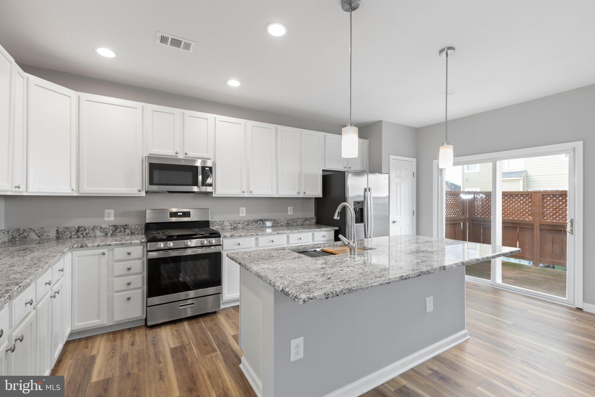 VILLAGE OF IDLEWILD - Residential Lease