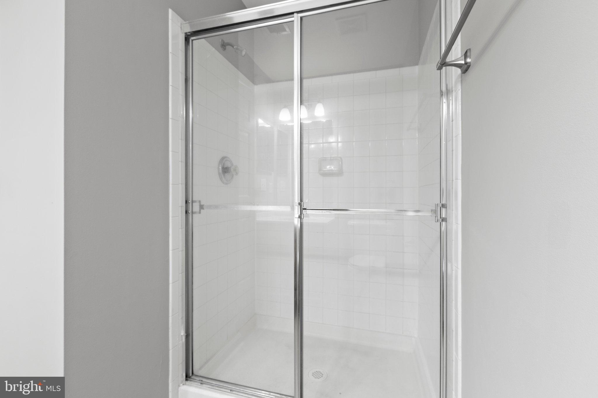 VILLAGE OF IDLEWILD - Residential Lease