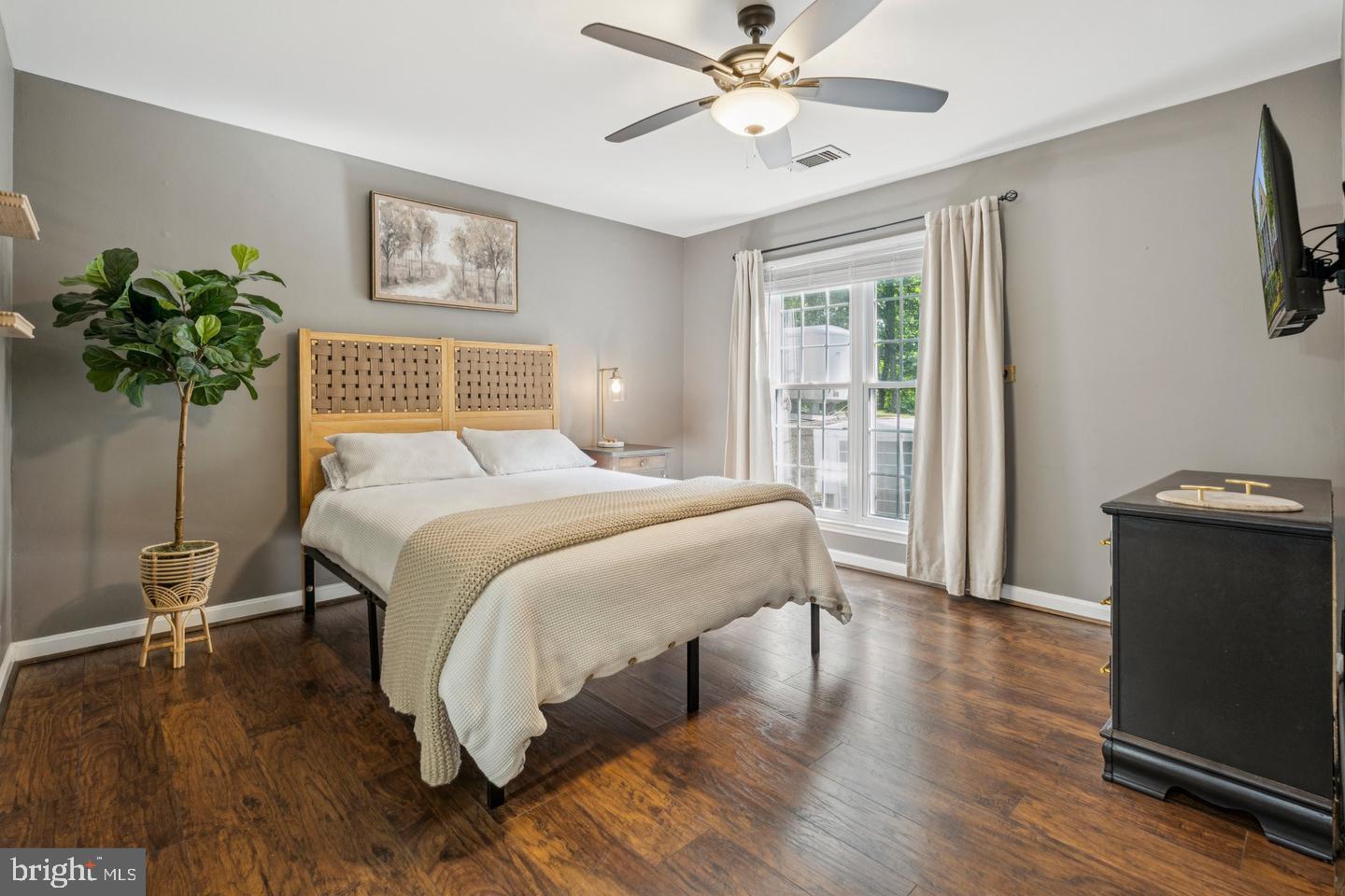 ENGLISH COUNTRY MANOR - Residential