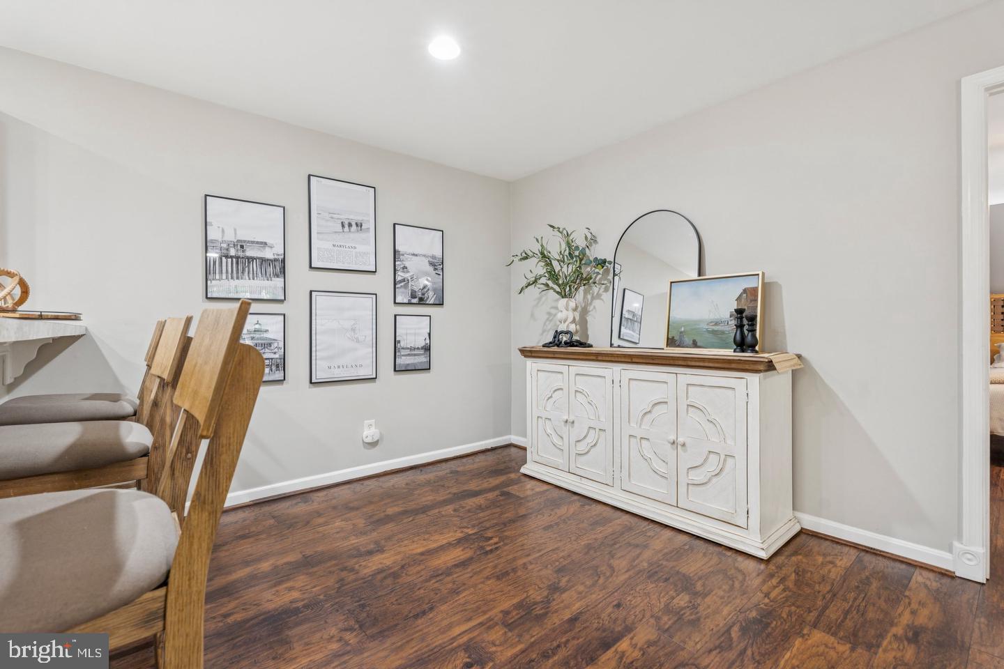 ENGLISH COUNTRY MANOR - Residential