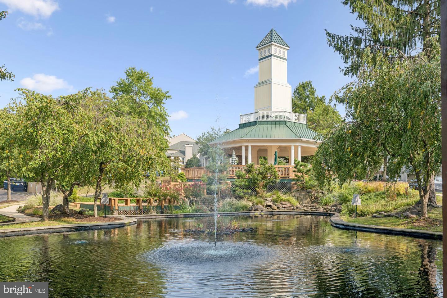 ENGLISH COUNTRY MANOR - Residential