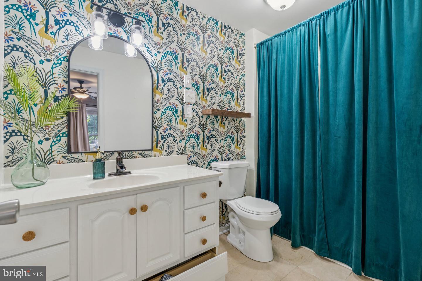 ENGLISH COUNTRY MANOR - Residential