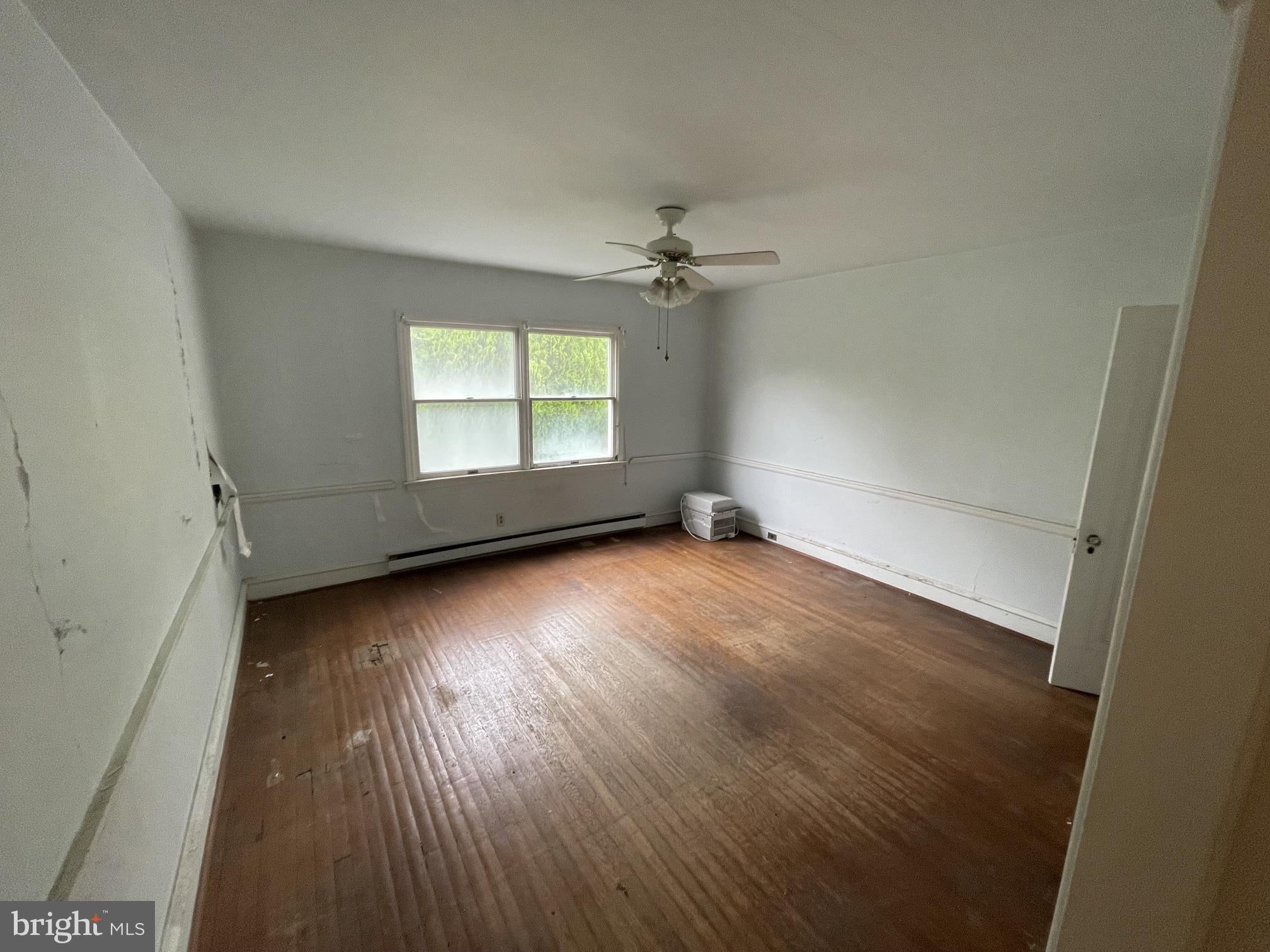 1503 CLIFF ROAD