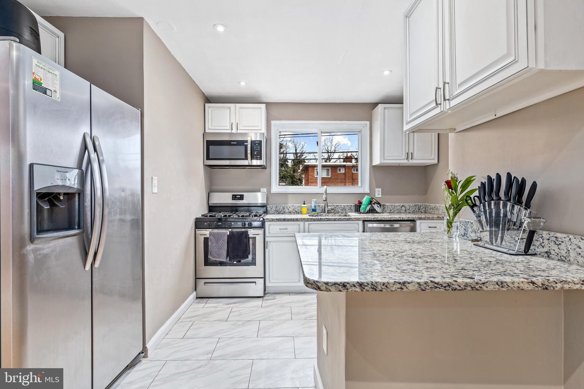 GLASSMANOR - Residential