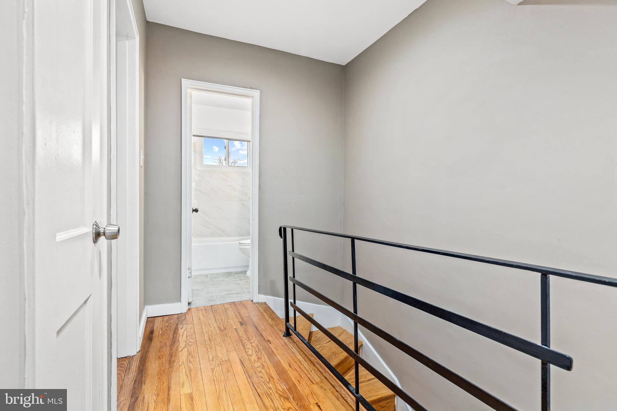 GLASSMANOR - Residential