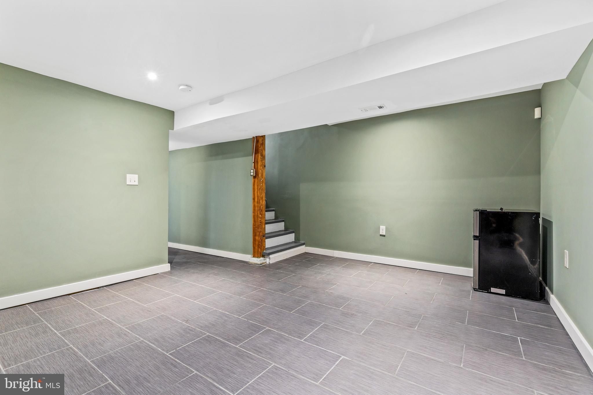 GLASSMANOR - Residential