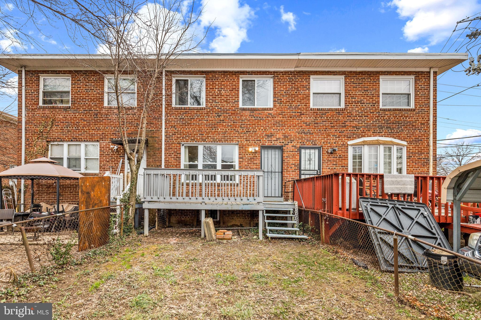 GLASSMANOR - Residential