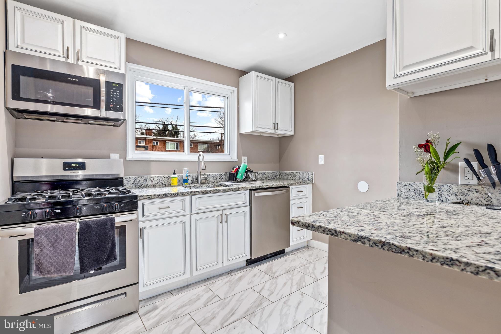 GLASSMANOR - Residential