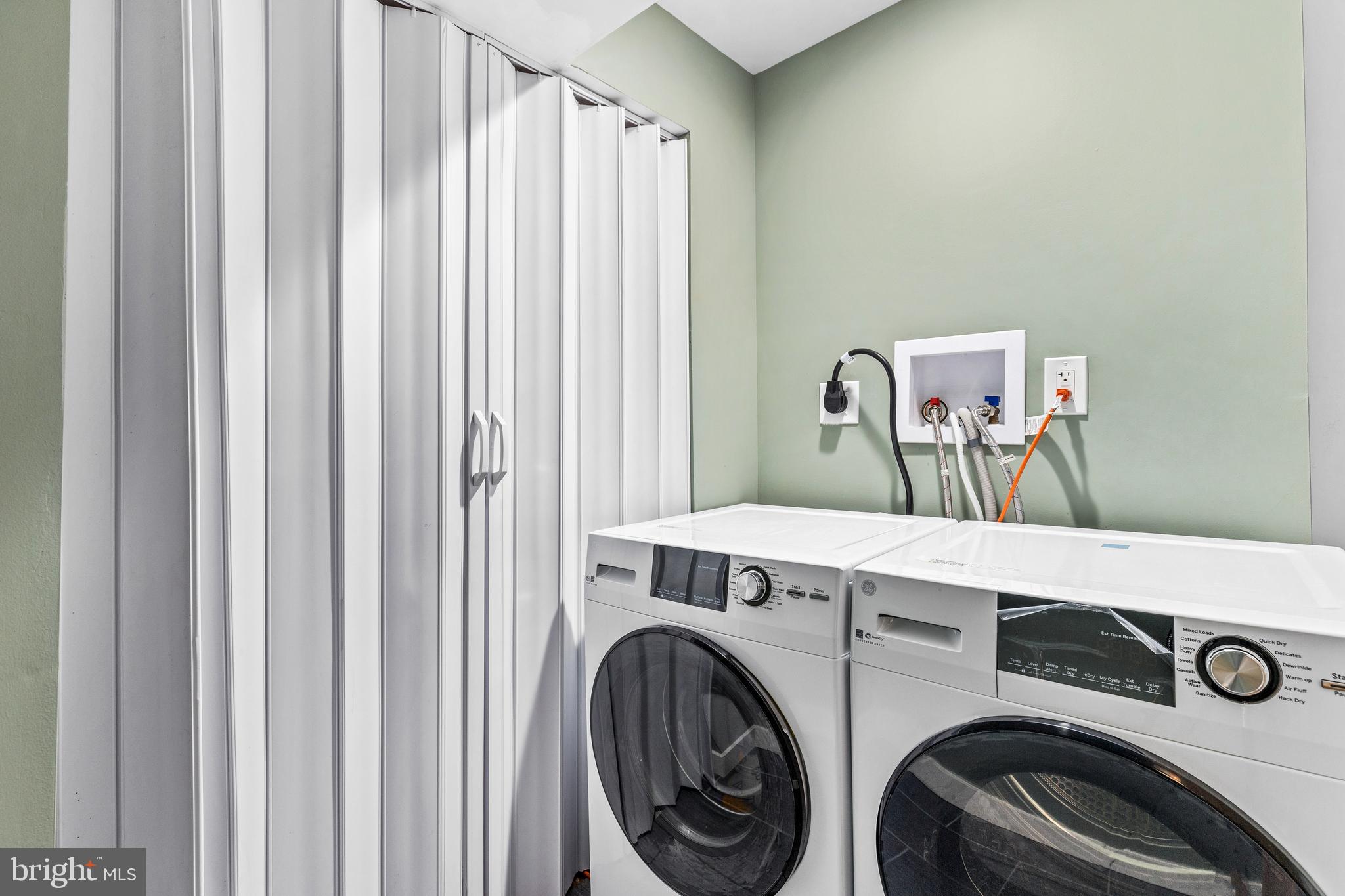 GLASSMANOR - Residential