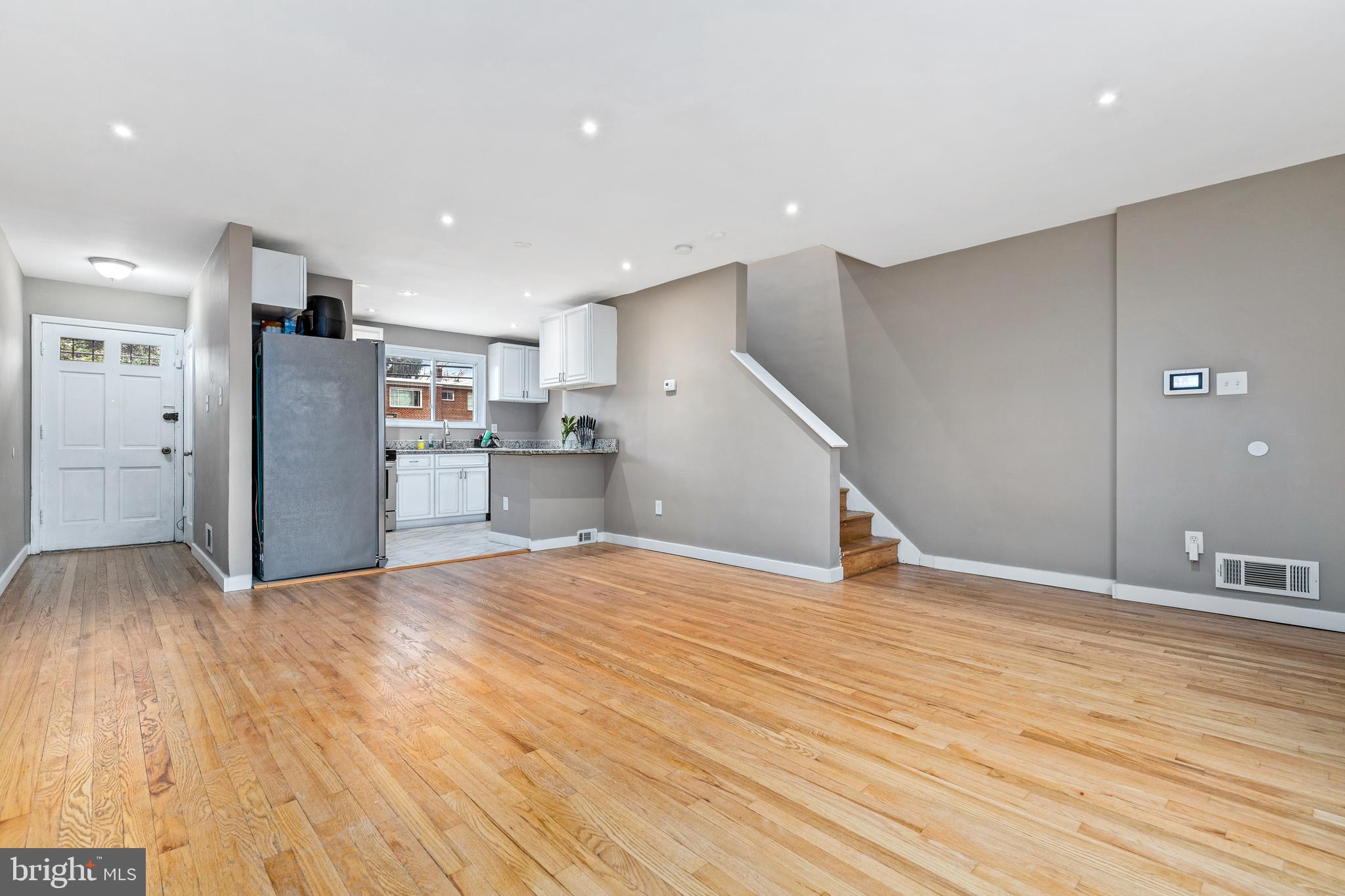 GLASSMANOR - Residential