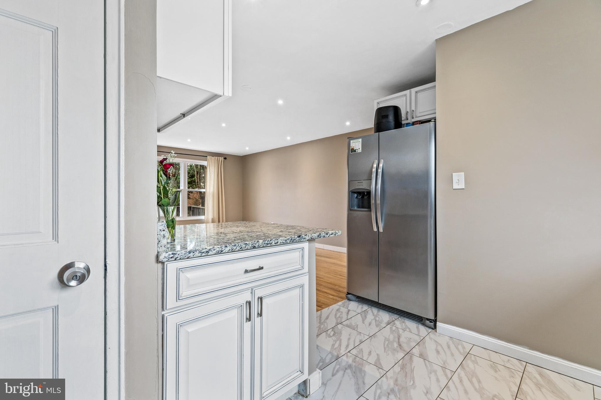 GLASSMANOR - Residential