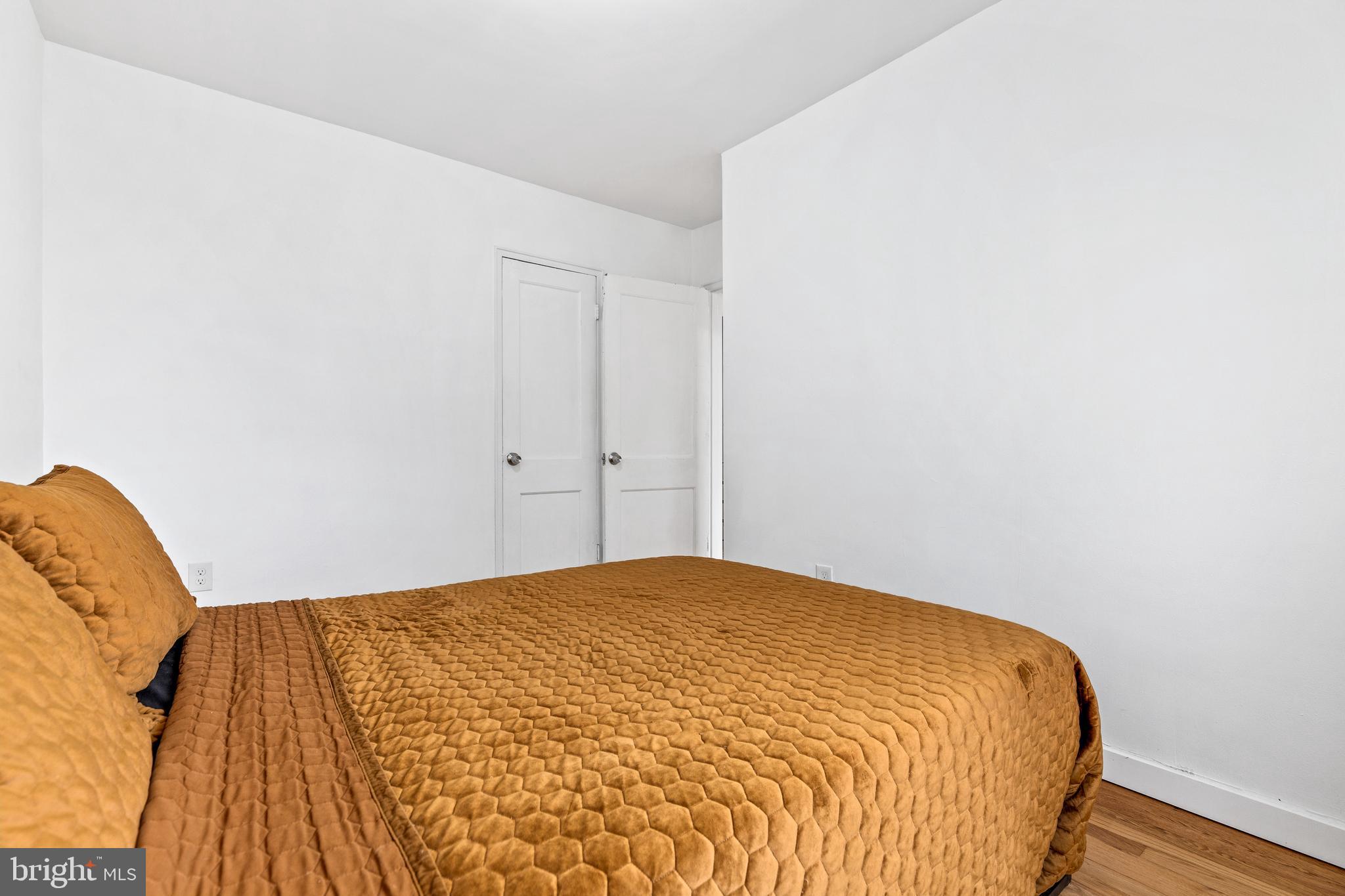 GLASSMANOR - Residential