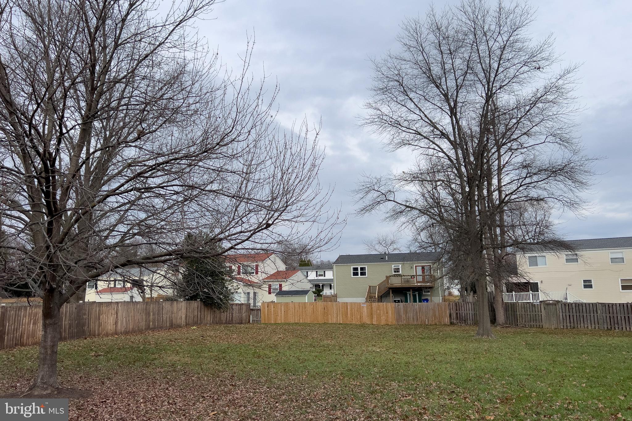 AMBER MEADOWS - Residential