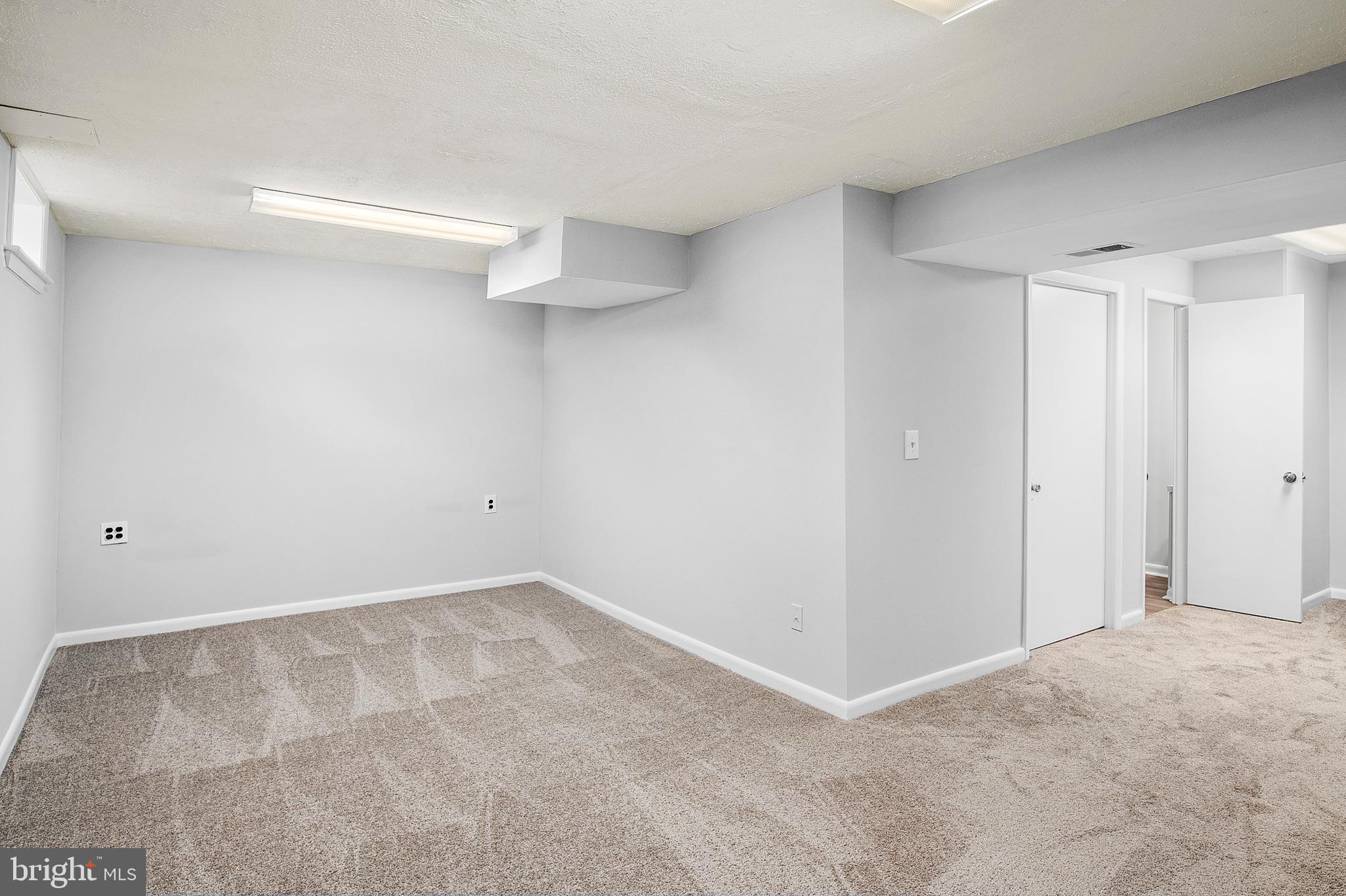 AMBER MEADOWS - Residential