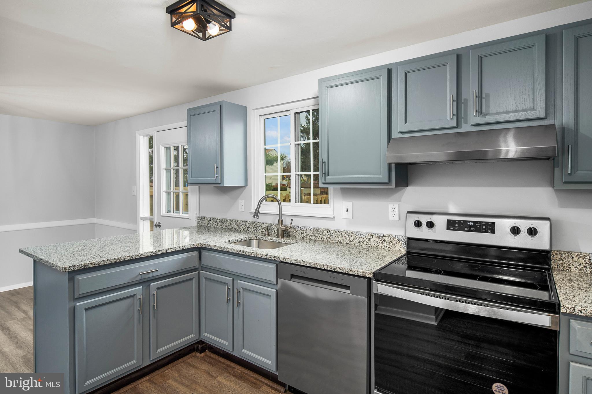 AMBER MEADOWS - Residential