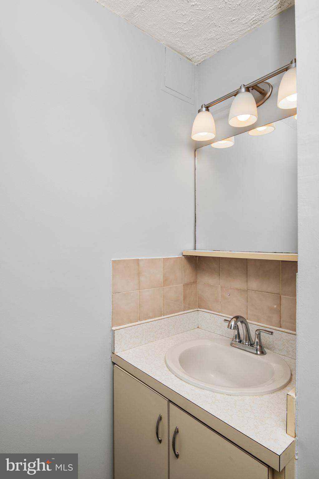 AMBER MEADOWS - Residential