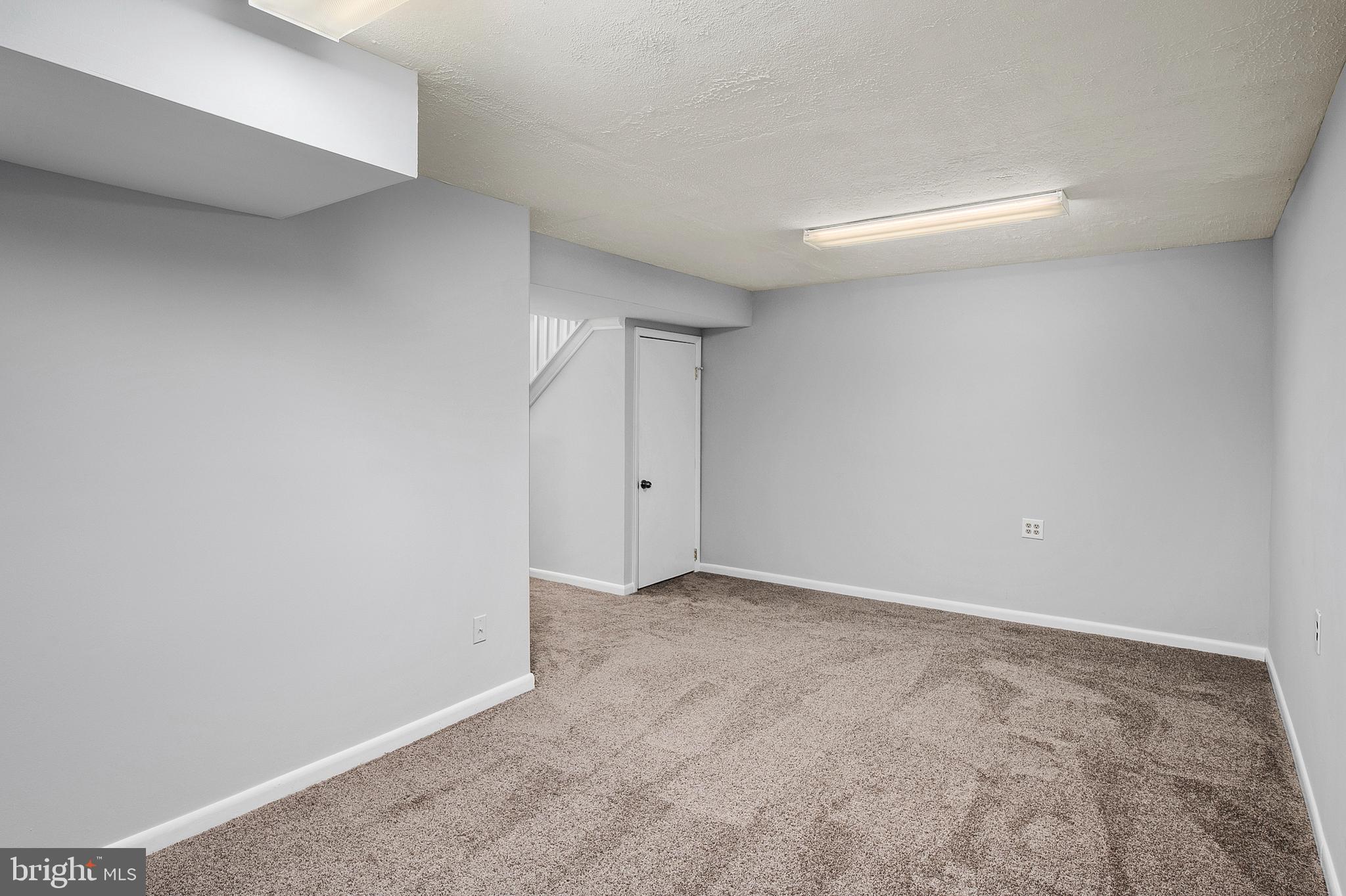 AMBER MEADOWS - Residential