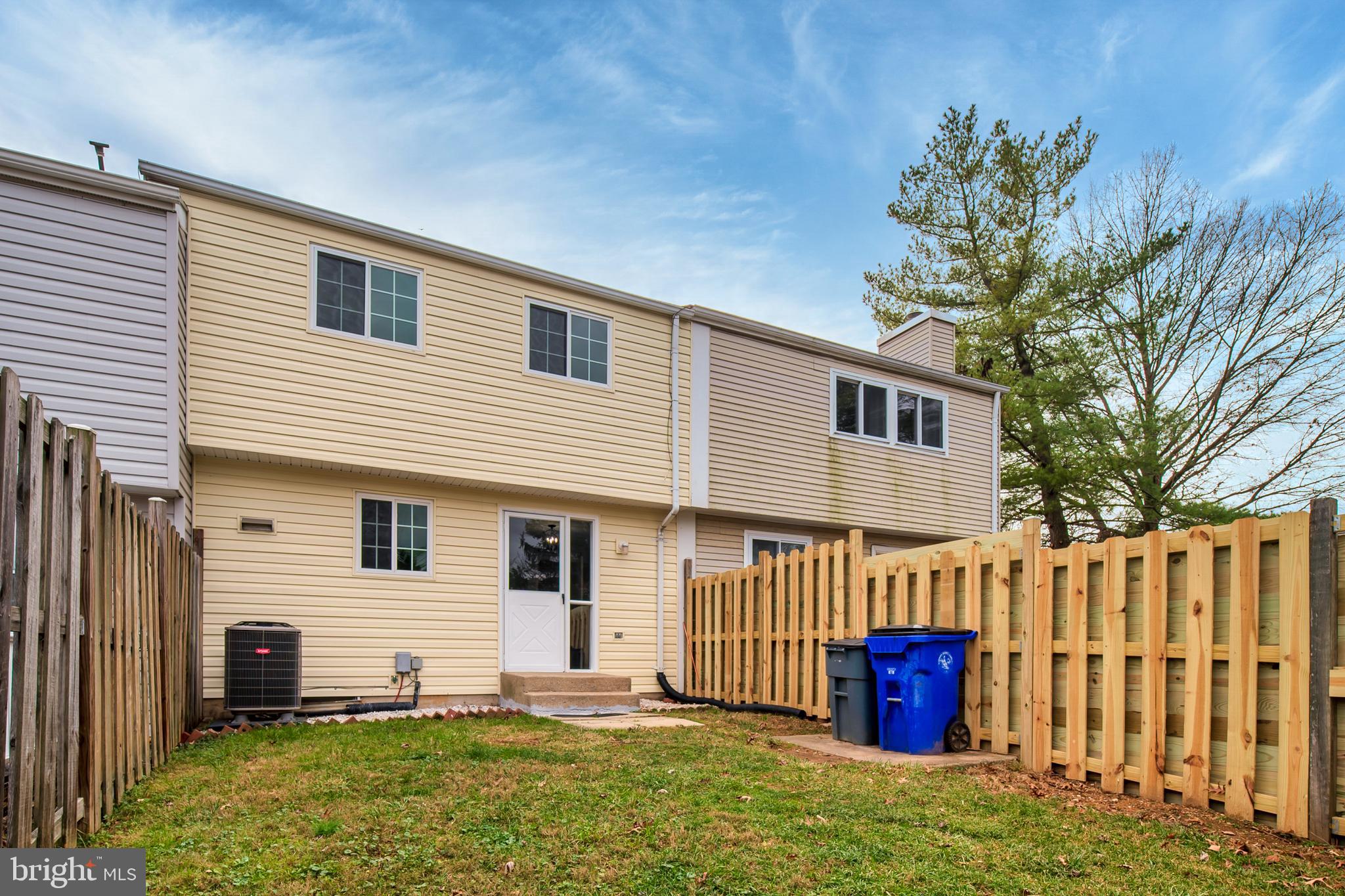 AMBER MEADOWS - Residential