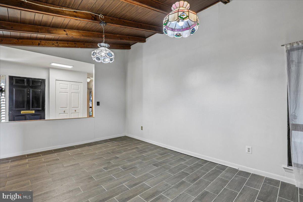 BEVERLY PARK - Residential