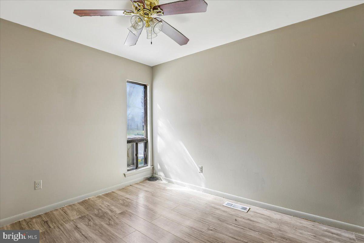 BEVERLY PARK - Residential