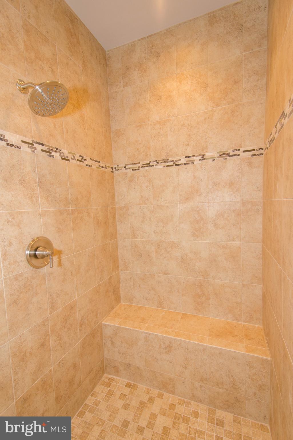 PIMMIT HILLS - Residential Lease