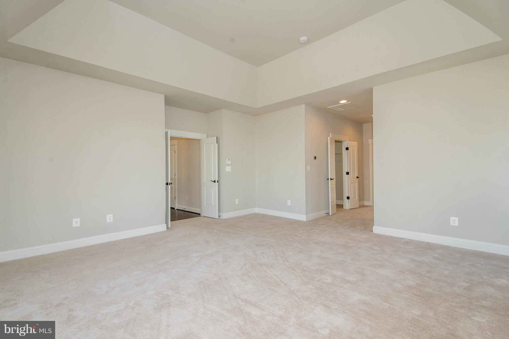 PIMMIT HILLS - Residential Lease