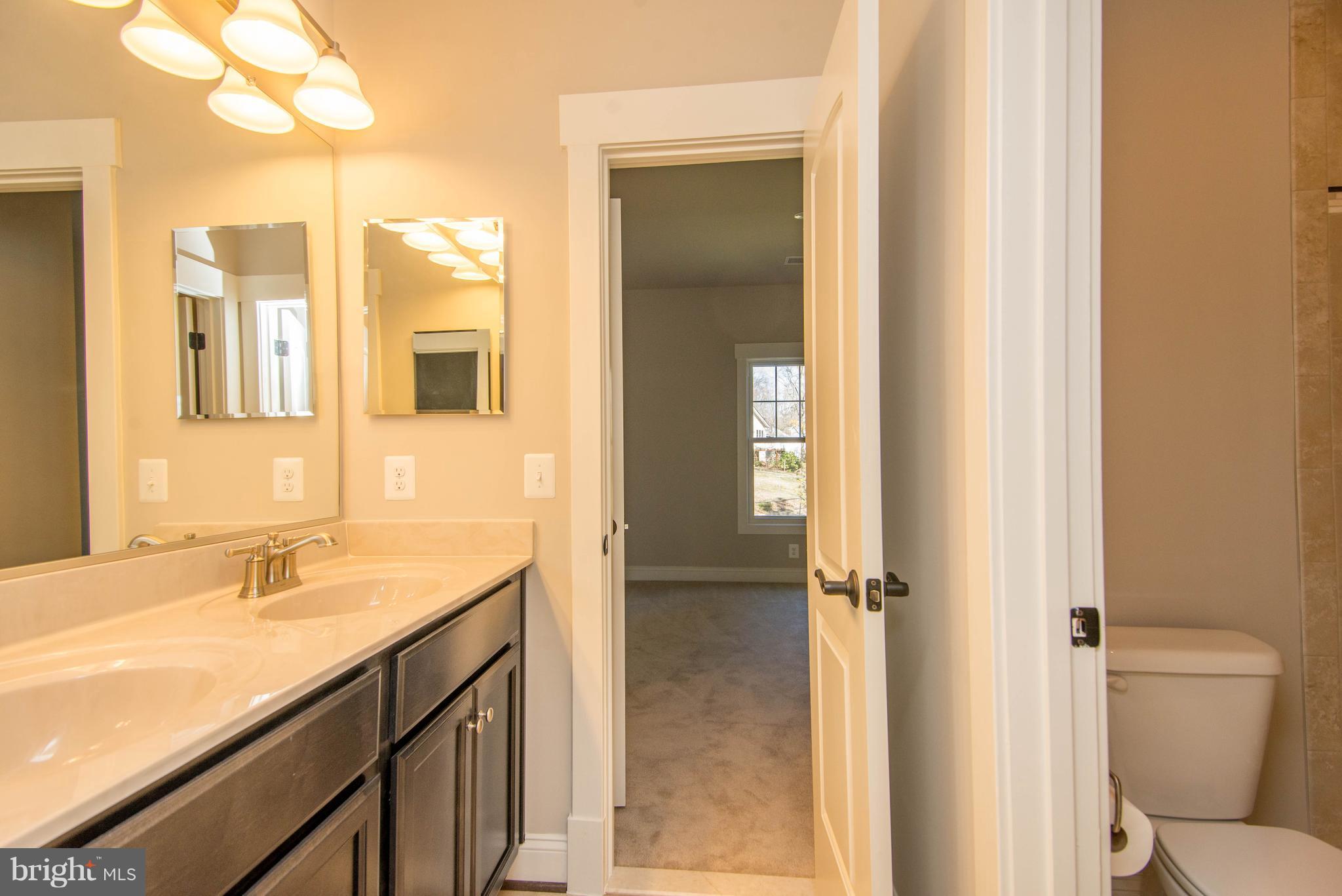 PIMMIT HILLS - Residential Lease