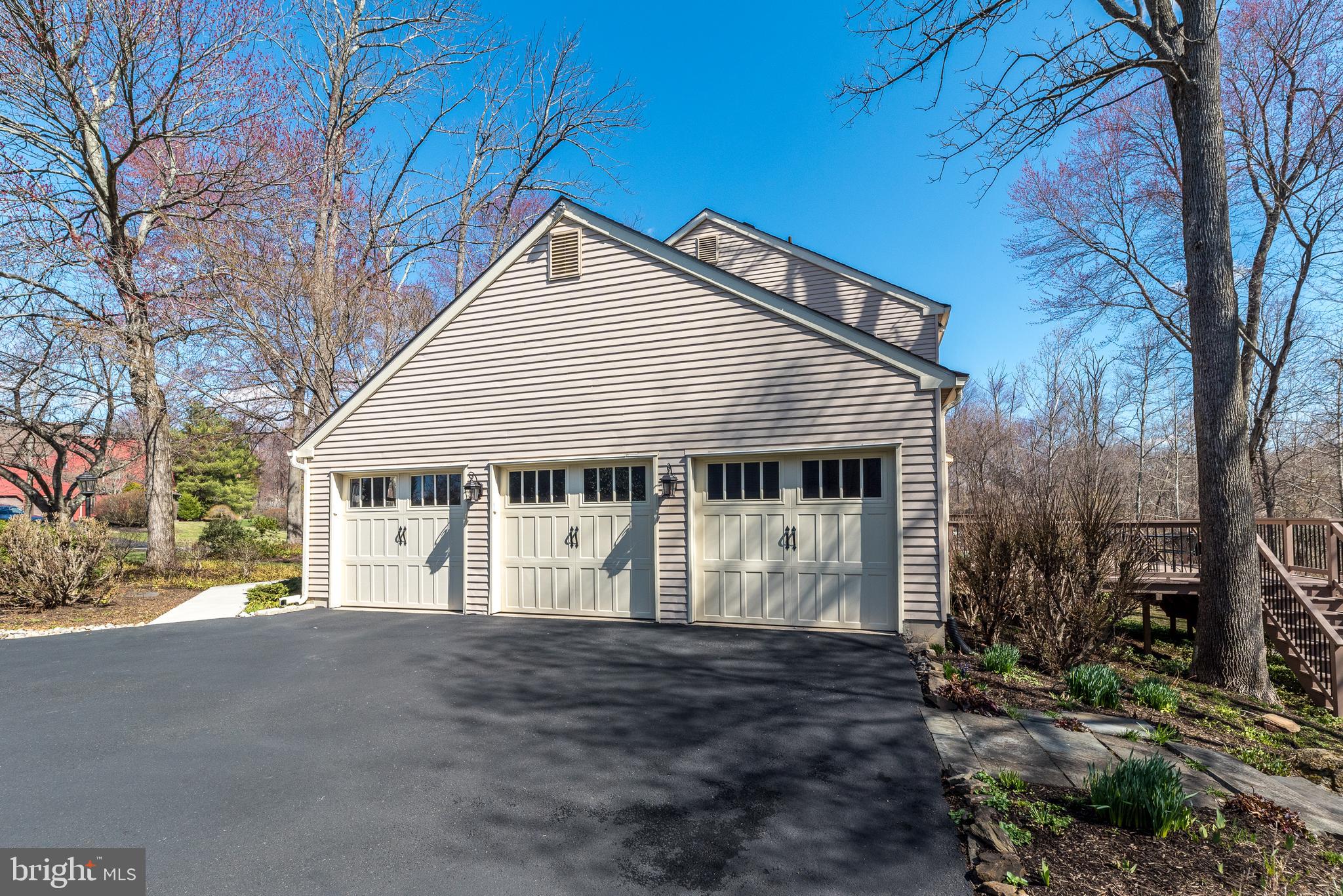 DUBLIN CHASE - Residential