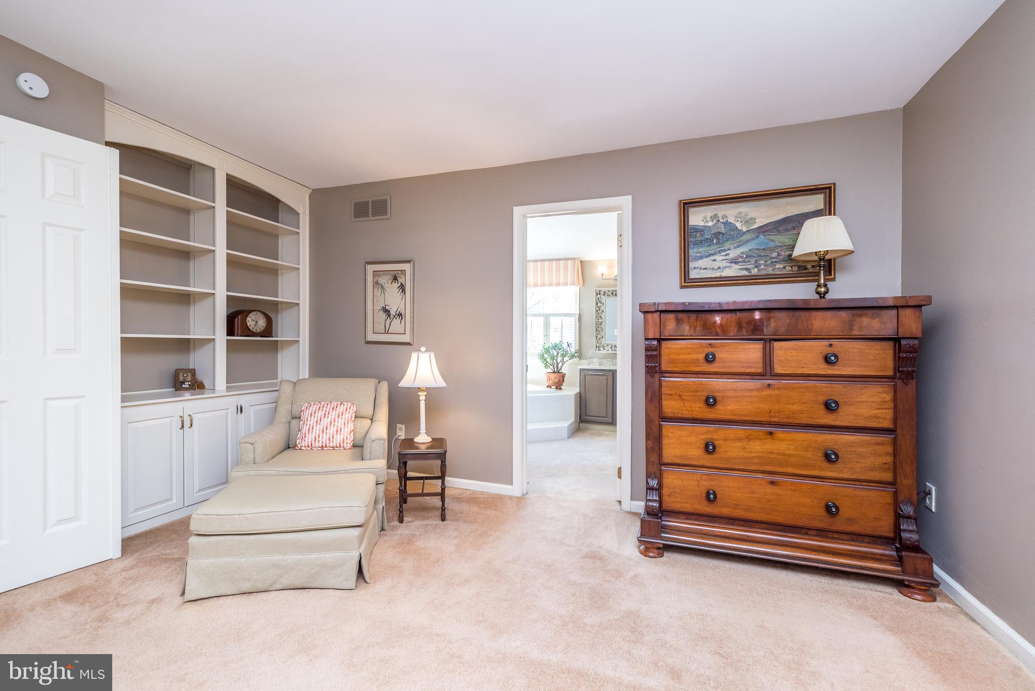 DUBLIN CHASE - Residential