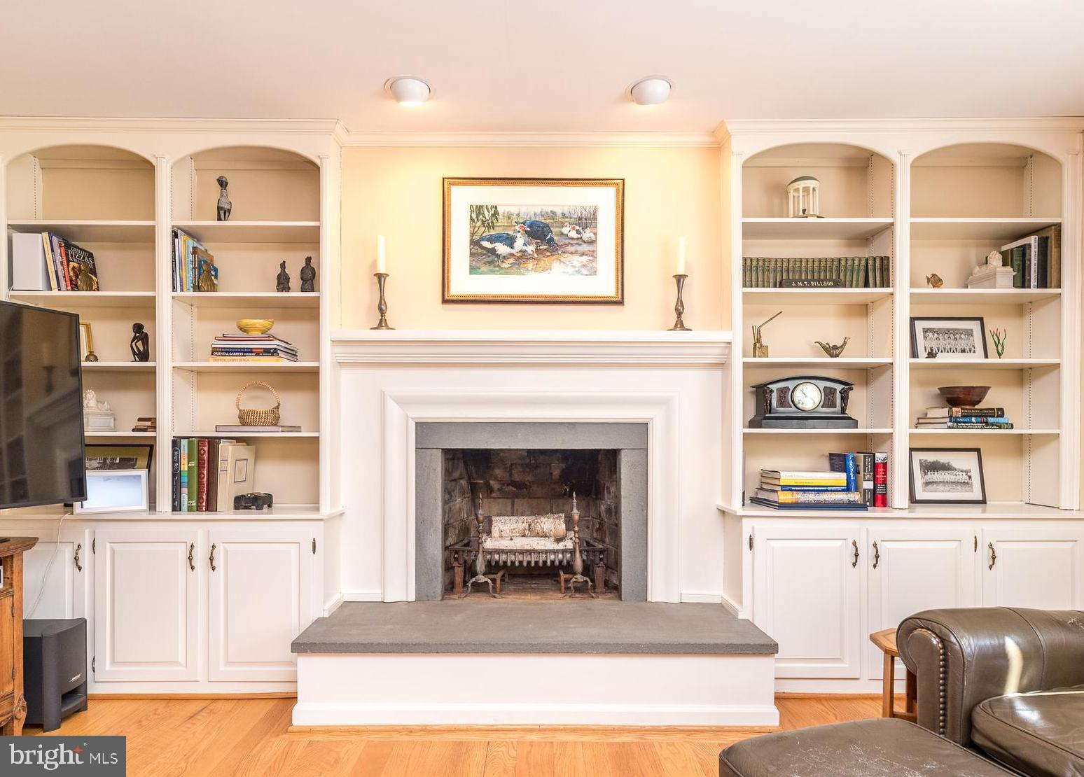 DUBLIN CHASE - Residential