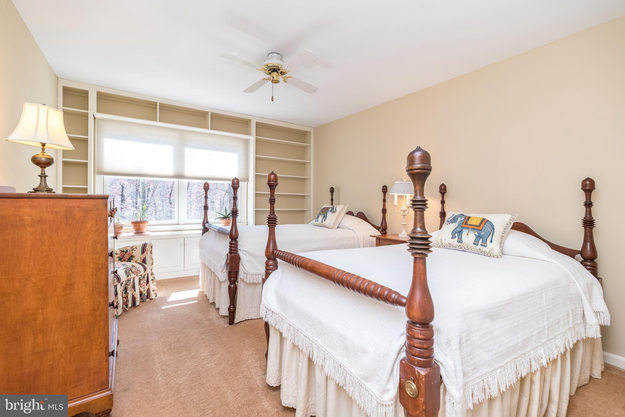 DUBLIN CHASE - Residential