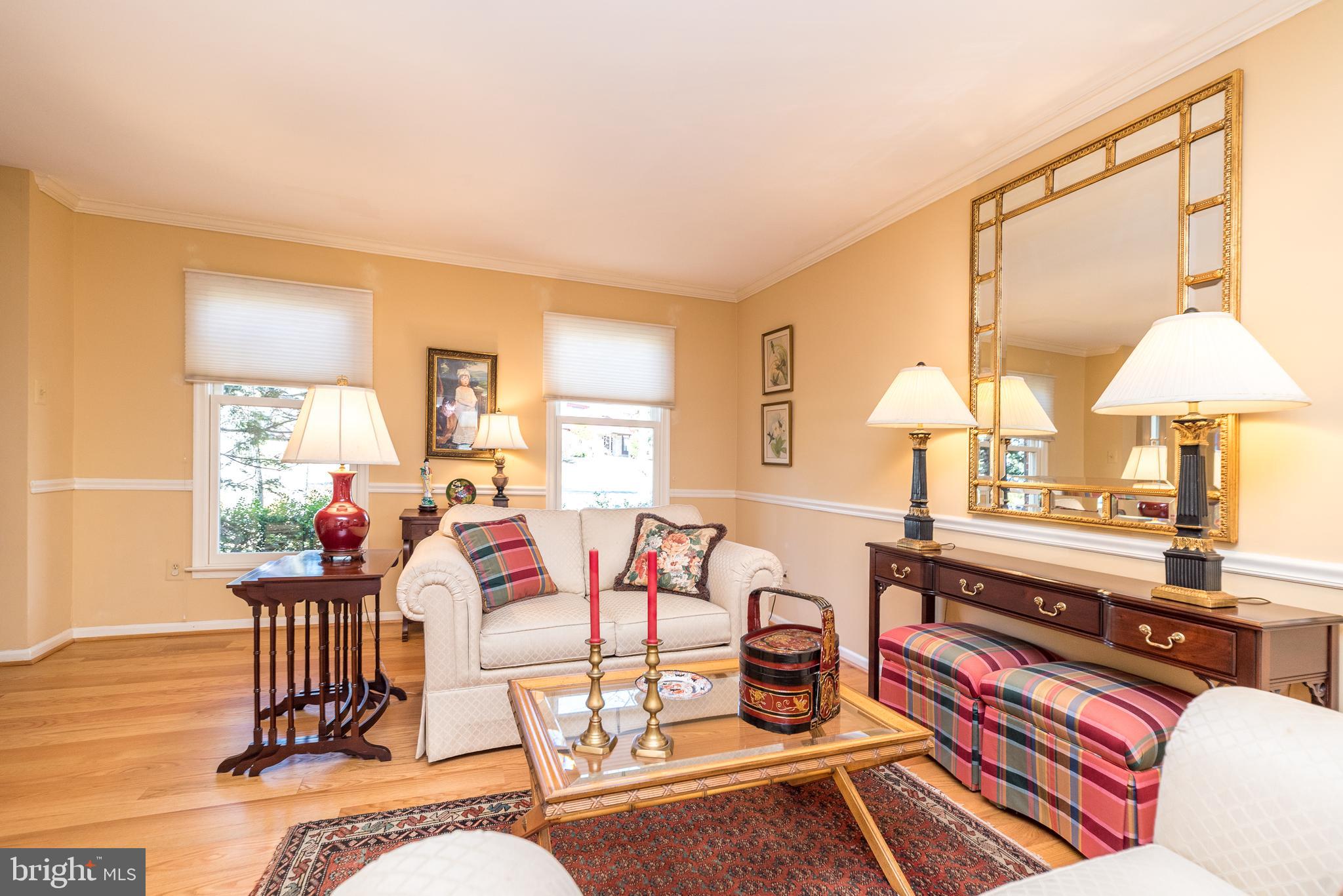 DUBLIN CHASE - Residential