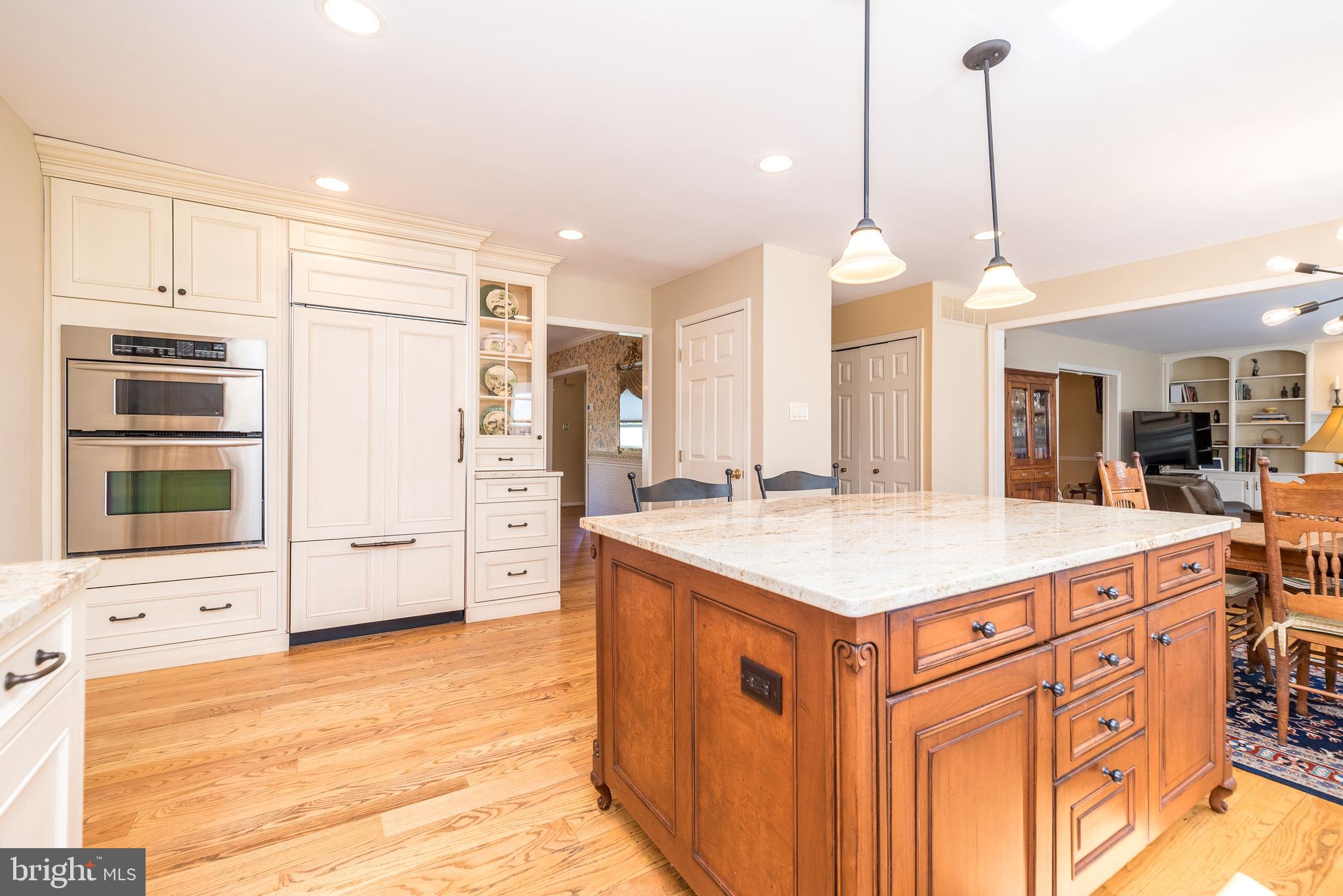 DUBLIN CHASE - Residential