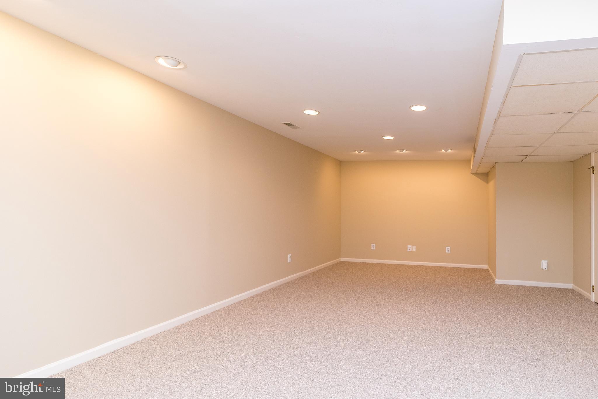 DUBLIN CHASE - Residential